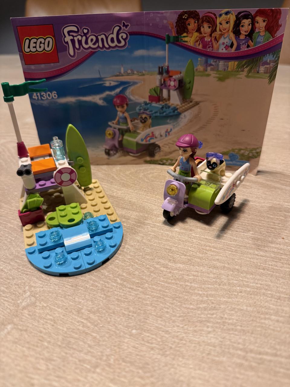 Lego Friends 41306 - Strandscooter met Mia