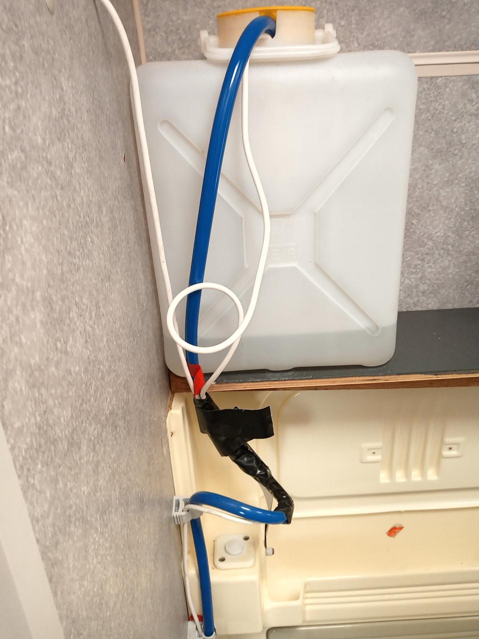 Caravan Delta 390 met voortent