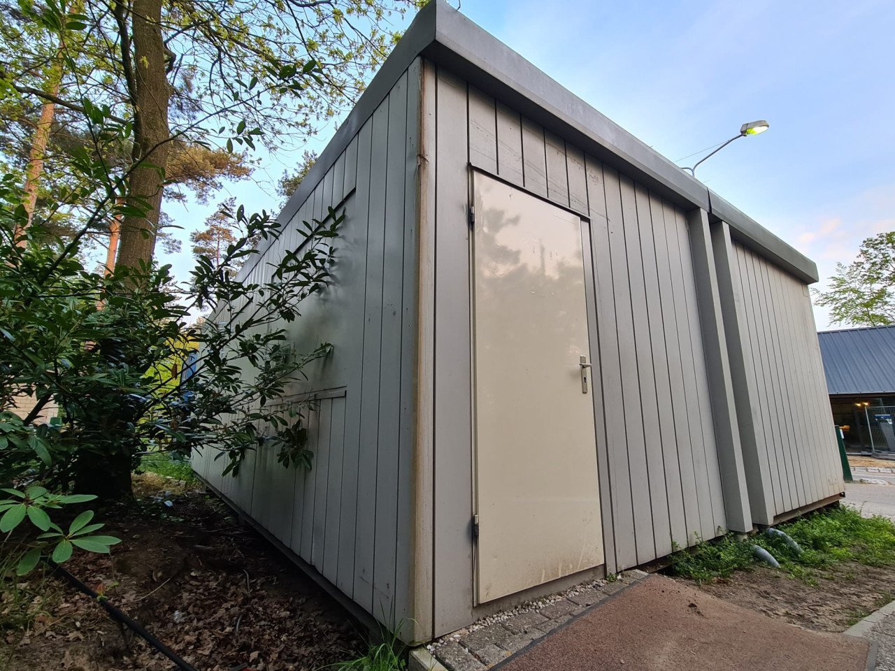 Kantoorunit / woonunit / tijdelijke winkel / bouwkeet 6x9m