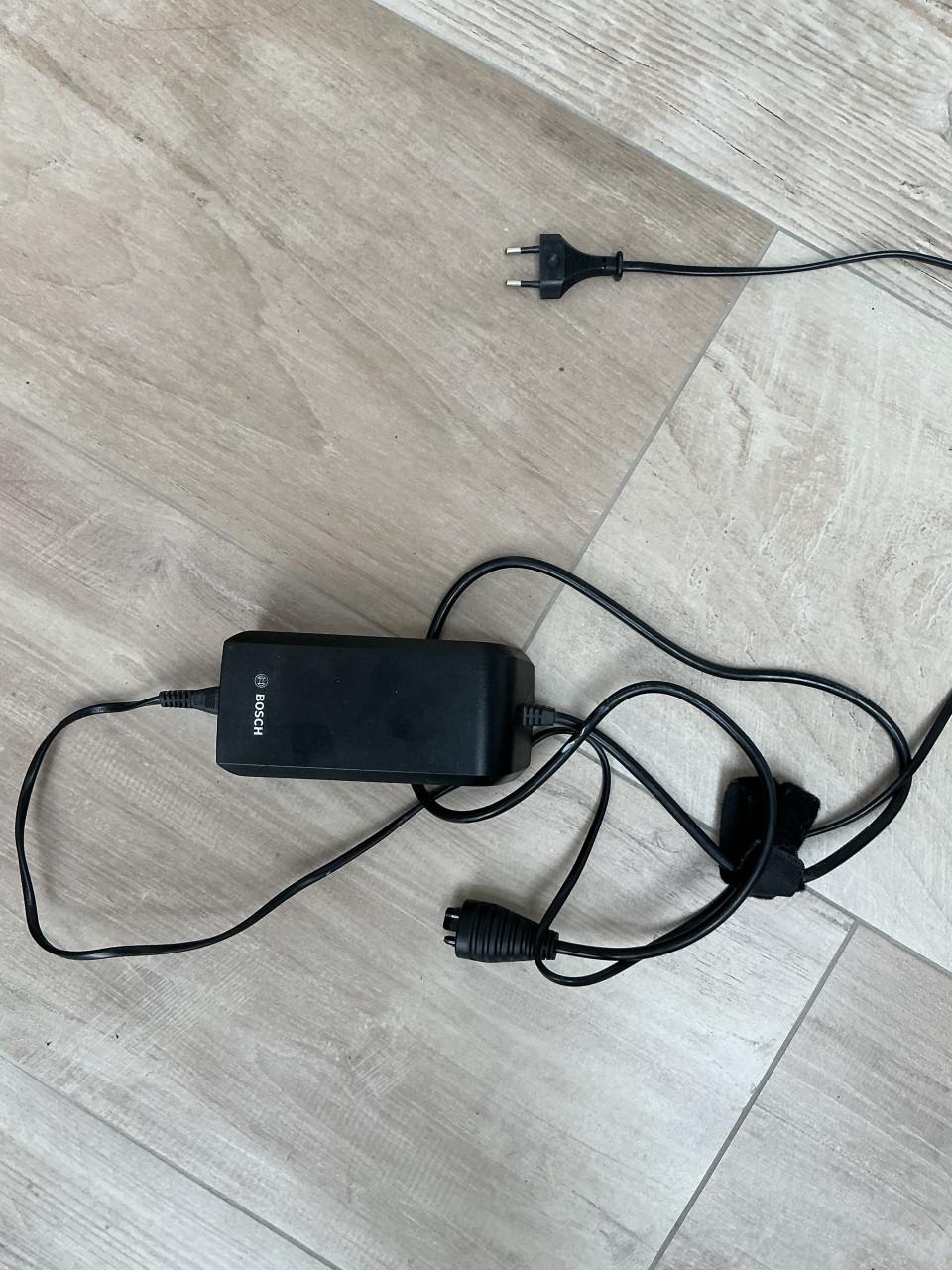 Victoria dames e bike met bosch middenmotor frame 53 cm