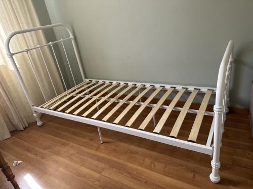 Eenpersoons bed