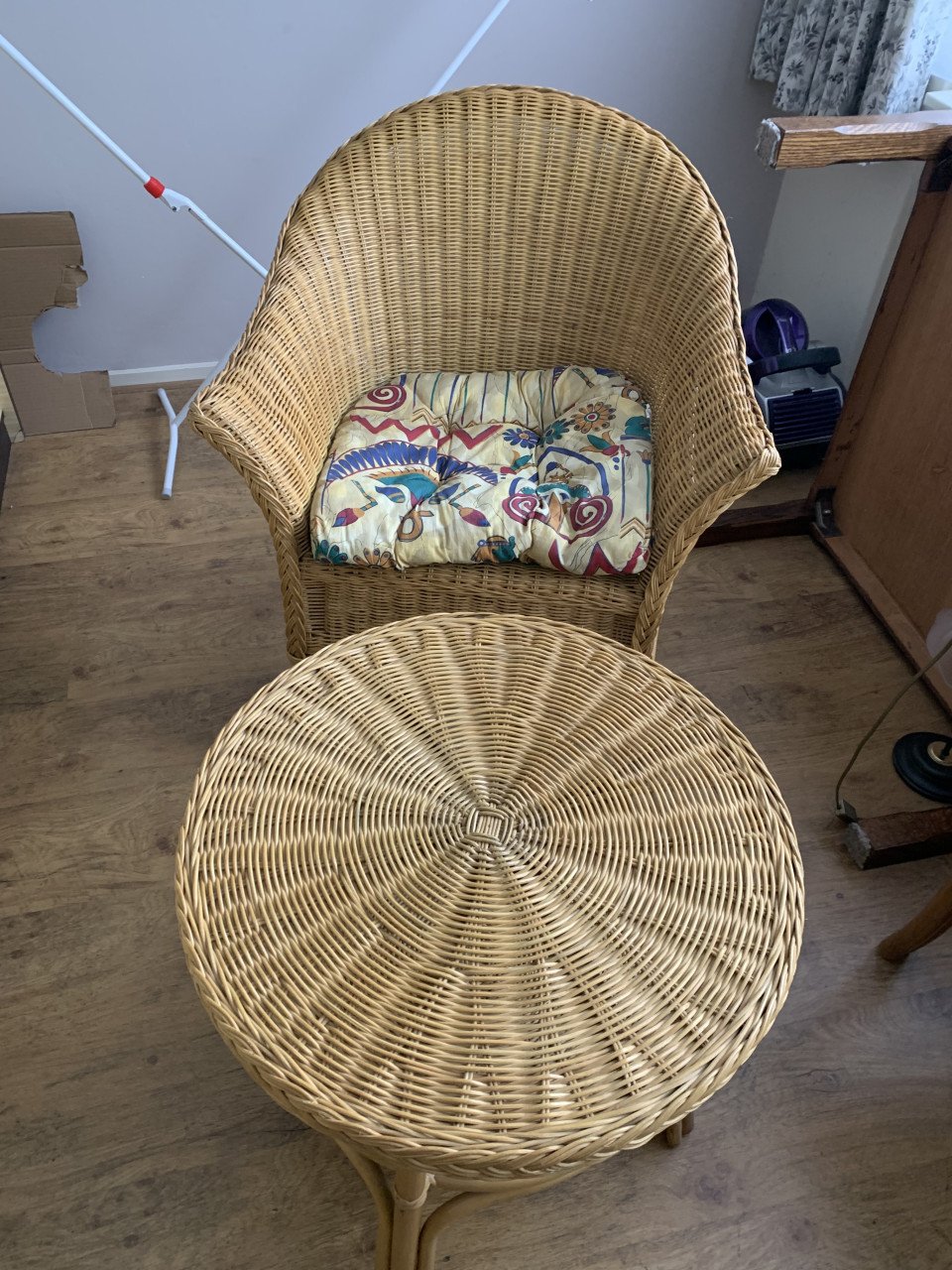 Rotan stoelen en tafel