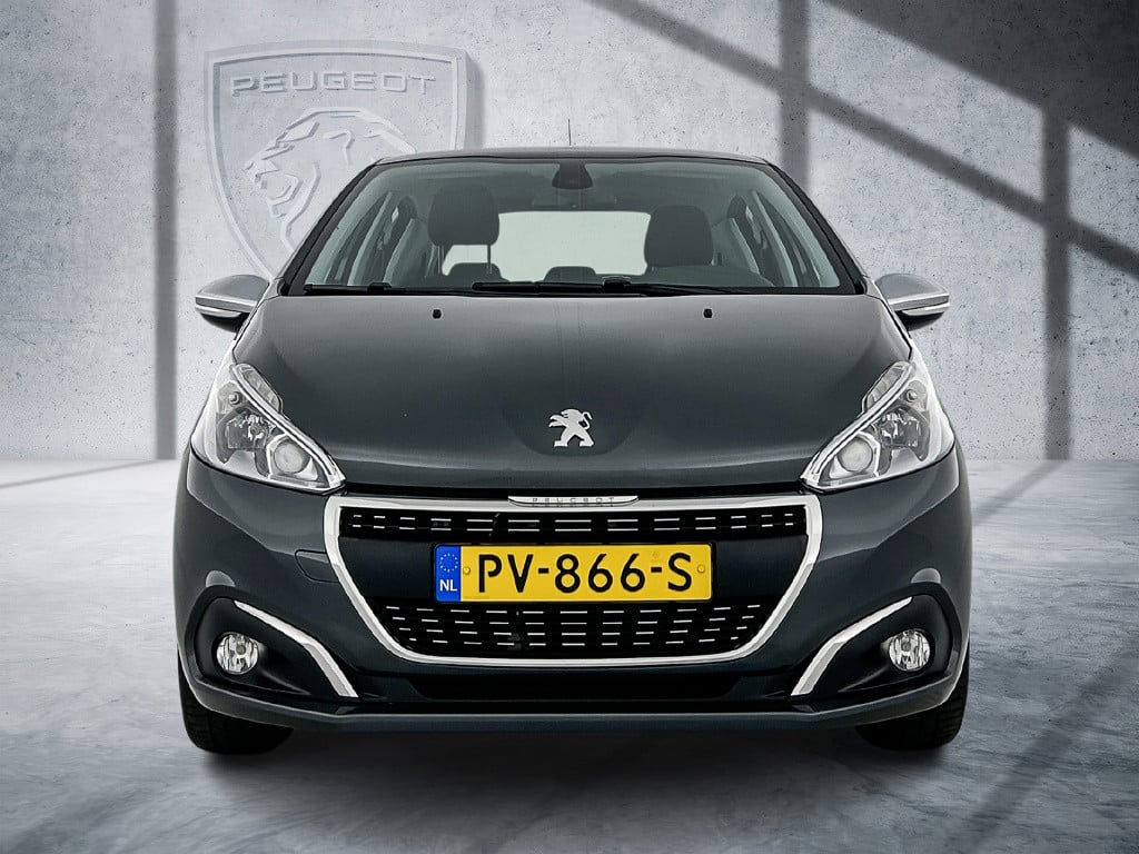 Peugeot 208 82pk allure | rijklaar | navi | parkeersensoren | trekhaak vast