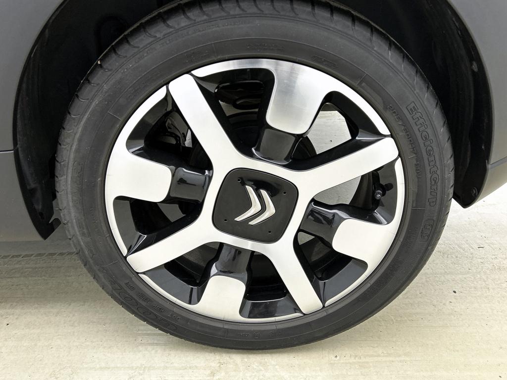 Citroen C3 1.2 puretech s&s shine | achteruitrijcamera | navigatie |  rijkl