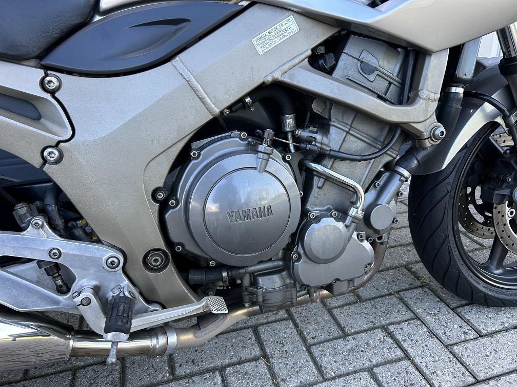 Mooie Yamaha TDM900 uit 2003 met slechts 29980 km, topkoffer €3300,-