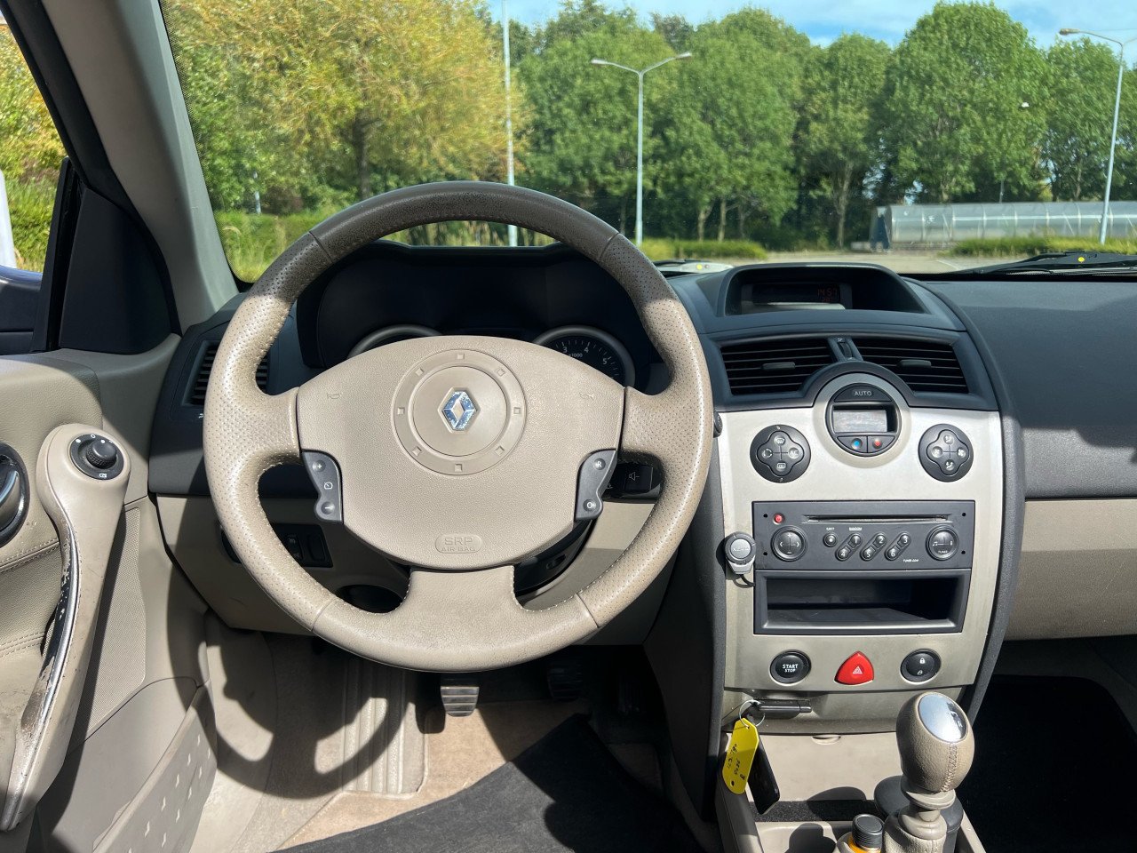 Renault Megane Cabrio 2.0 |Apk | Nap|Airco | Cruise | Lage KM | Vol Optie’s