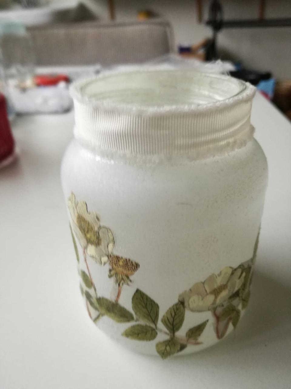 Knutselen met allerlei materiaal, maandelijkseWorkshops voor jong en oud,