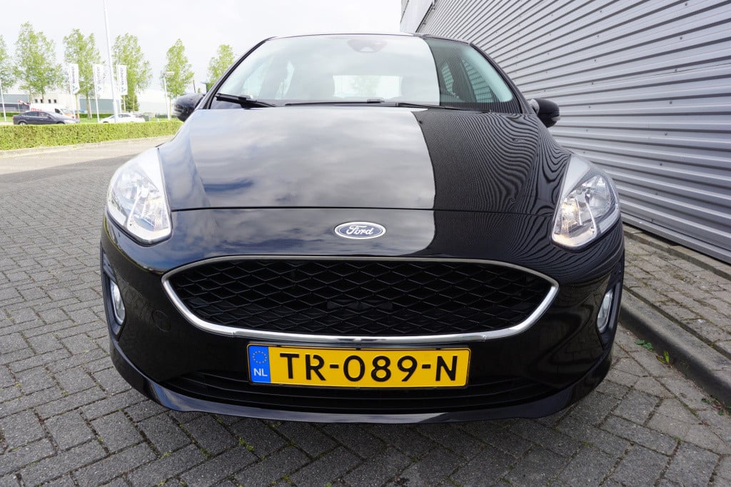 Ford Fiesta 1.1 trend / 1e eigenaar / airco / navi / lane ass. / cruise / p