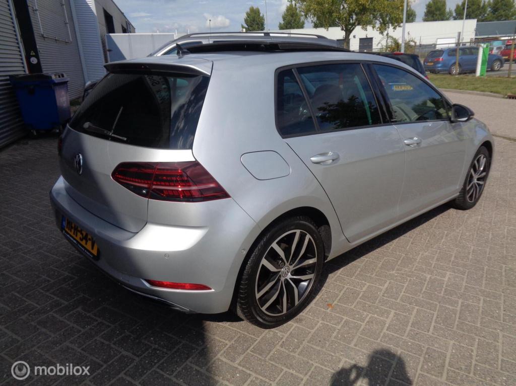 Volkswagen Golf 1.5 tsi iq-drive/airco/ecc/panorama dak/led/navi/carplay/lm