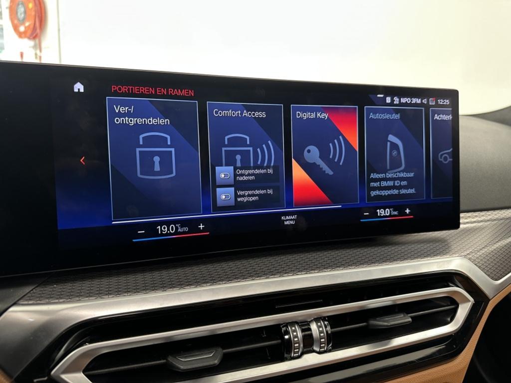 BMW 3-serie touring 330e xdrive | cognac bekleding | panoramadak | head-up-