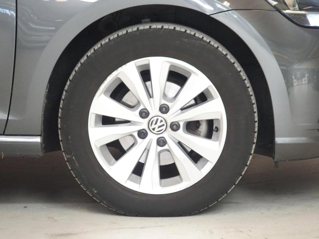 Volkswagen Golf 1.0 tsi comfortline business|stoelverwarming|all season ban
