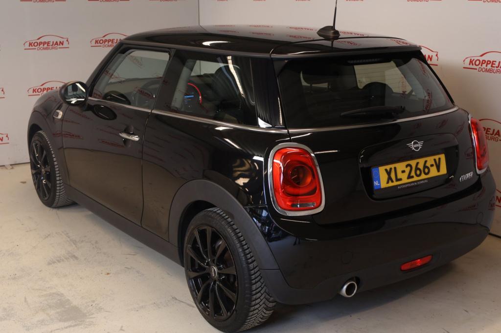 Mini 3-deurs 1.5 cooper nl auto, apple carplay, airco, lm wielen,