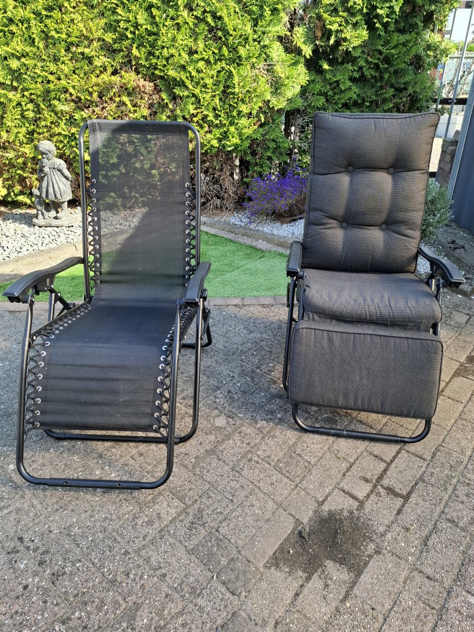 Twee fijne tuinstoelen