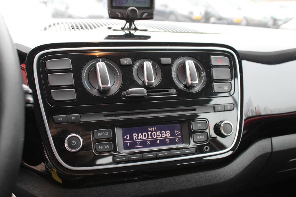 Volkswagen UP! 1.0 high up!