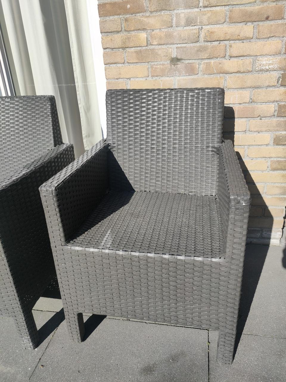 Tuin stoelen 2 voor €30