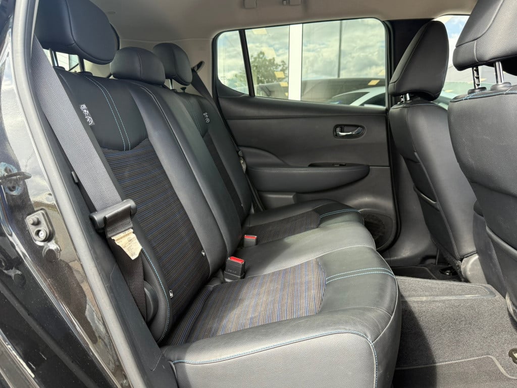Nissan Leaf tekna 40 kwh