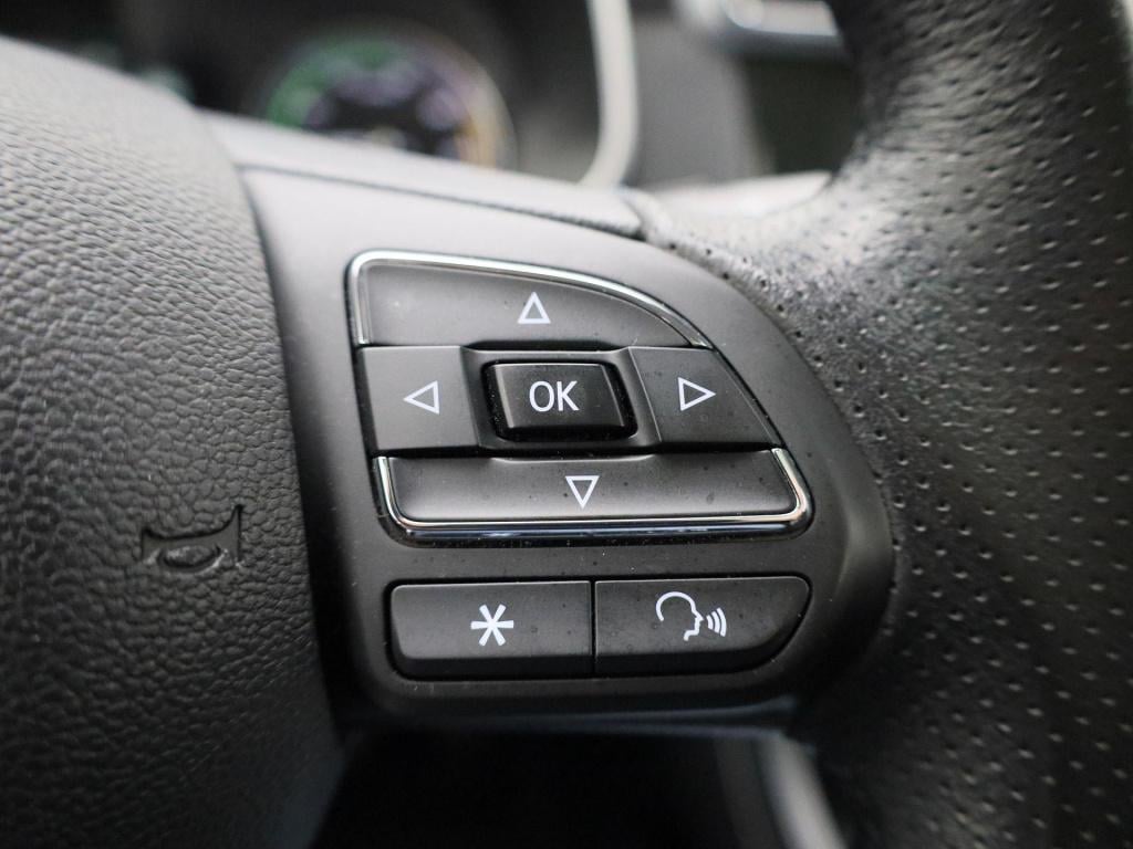 MG Zs Ev luxury 45 kwh | panoramadak | leder | apple carplay | camera | sto