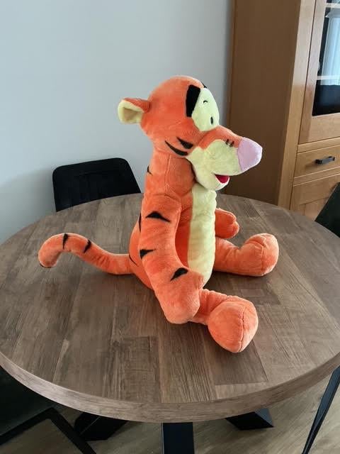 Prachtige middelgrote TEIGETJE Knuffel van Winnie de Poeh