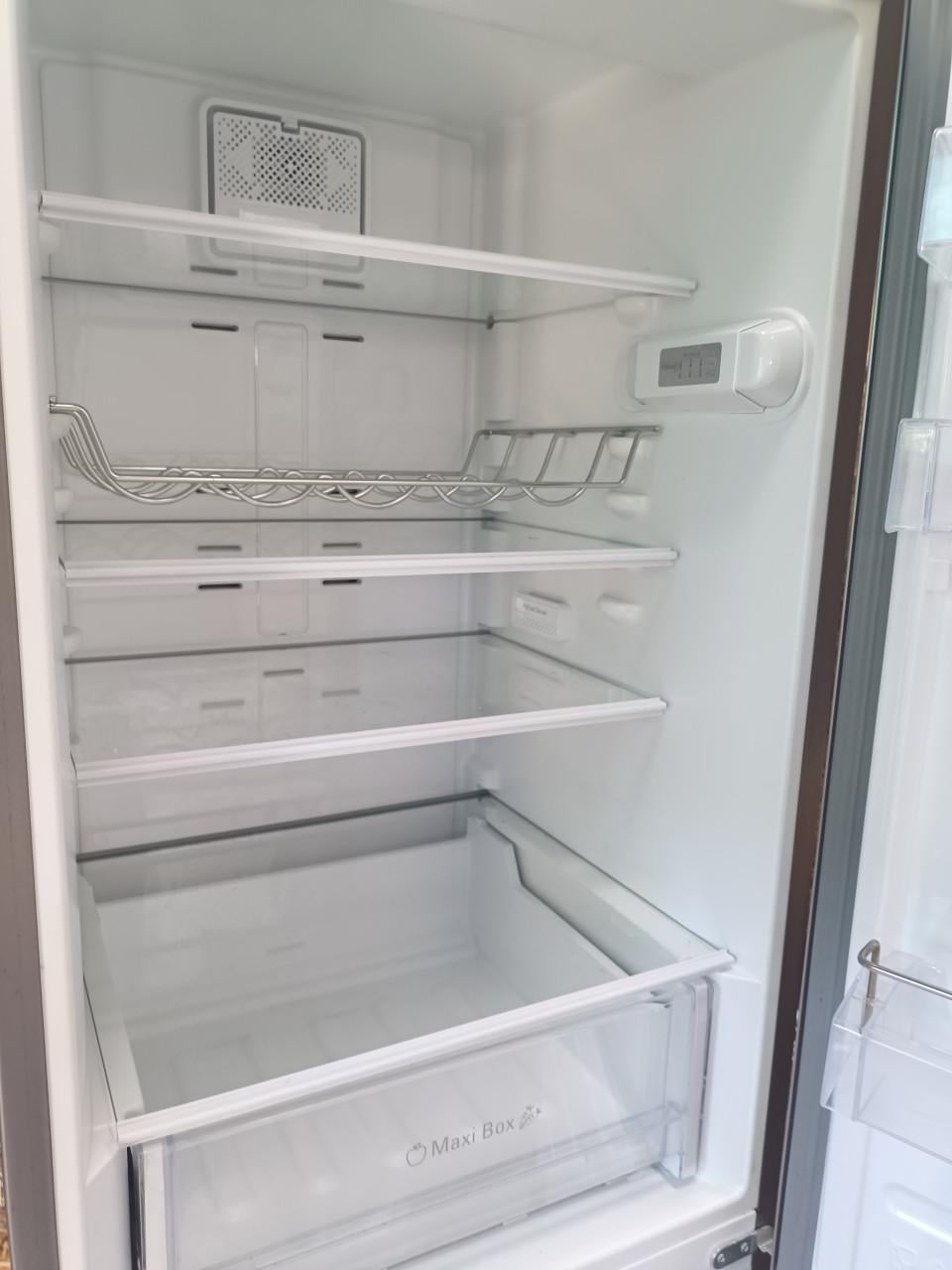 Bauknecht vrijstaande Koel-vriescombinatie No-Frost RVS-look