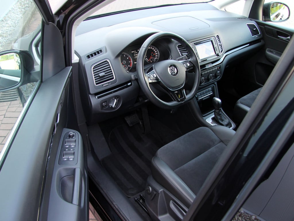 Volkswagen Sharan 7p 1.4 tsi 150pk dsg highline | elektrische schuifdeuren