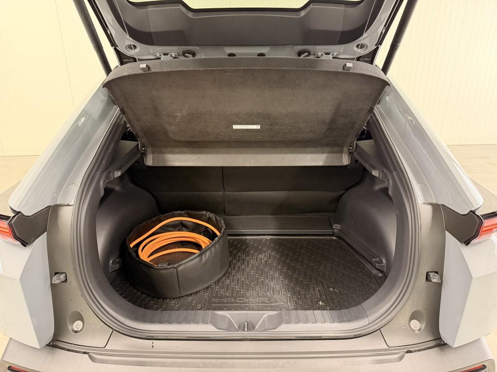 Toyota C-hr+ first edition 77 kwh