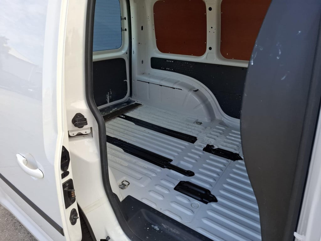 Volkswagen Caddy 1.4 tgi l1h1 ecofuel trendline airco / cruise controle / t