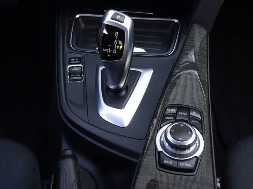 BMW 3-serie 316i executive sport automaat | bi-xenon | afn. trekhaak