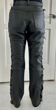 Lederen motorbroek met veters (dames) mt 36L