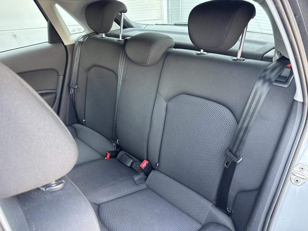 Audi A1 Sportback 1.4 tfsi cod admired s-line automaat