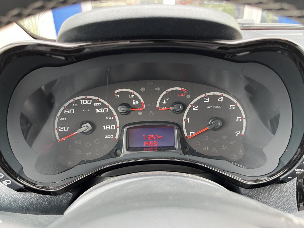 Ford KA 1.2 metal start/stop | incl. set winterbanden | climate control | v