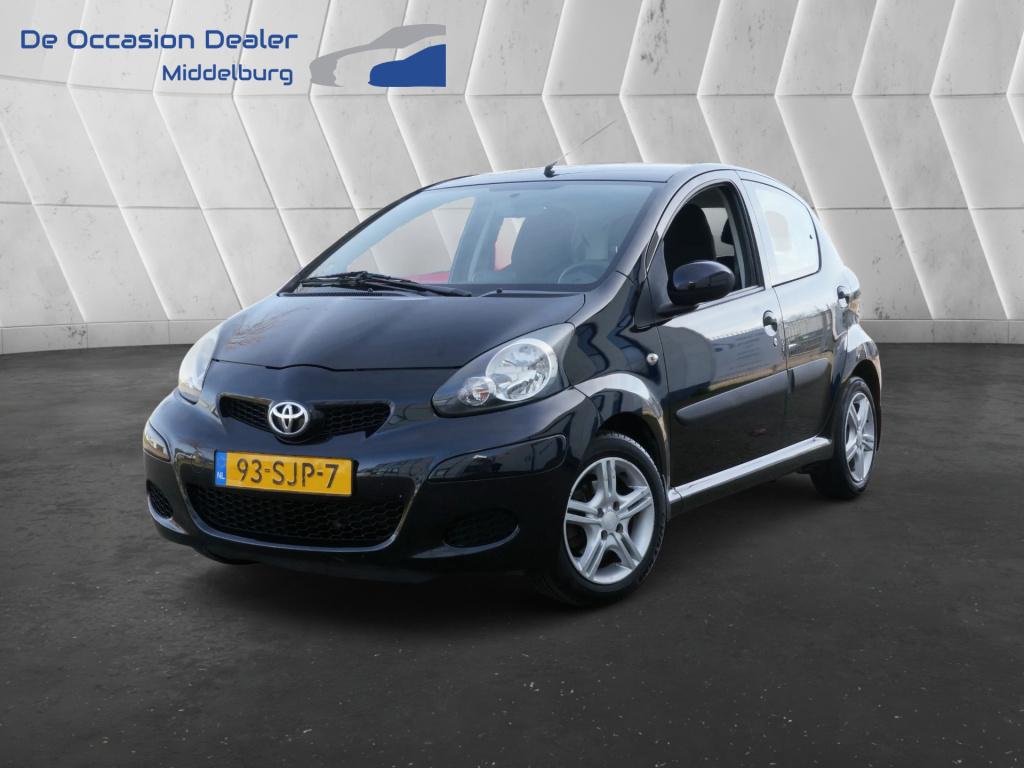 Toyota Aygo 1.0-12v comfort navigator rijklaar incl garantie