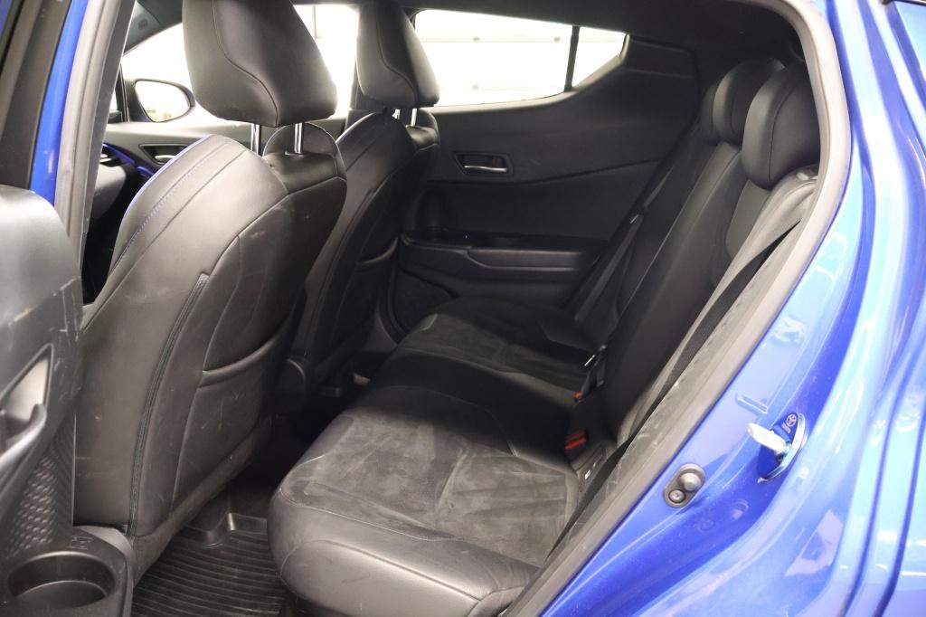 Toyota C-hr 2.0 hybrid bi-tone