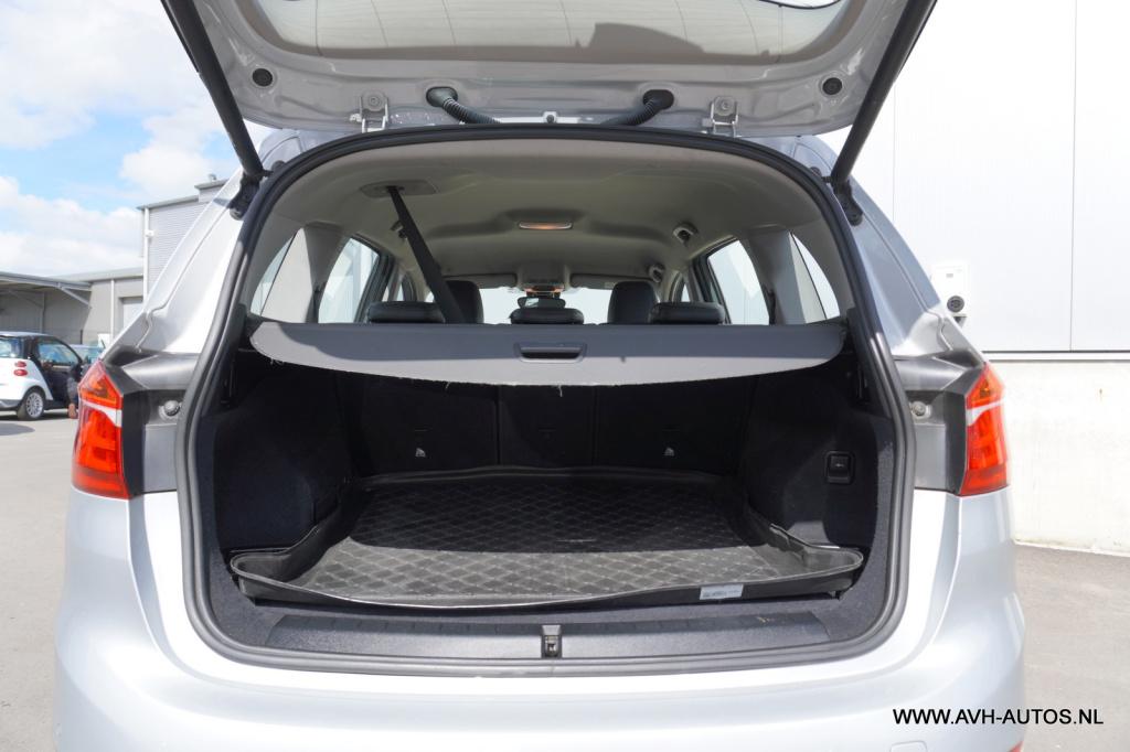 BMW 2-serie gran tourer 216d centennial high executive