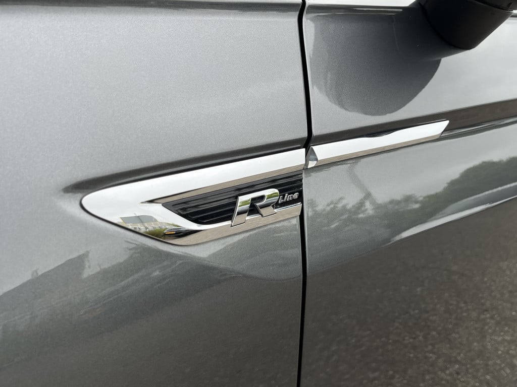 Volkswagen Tiguan 1.4 tsi 4motion highline business r | leer | camera | pan