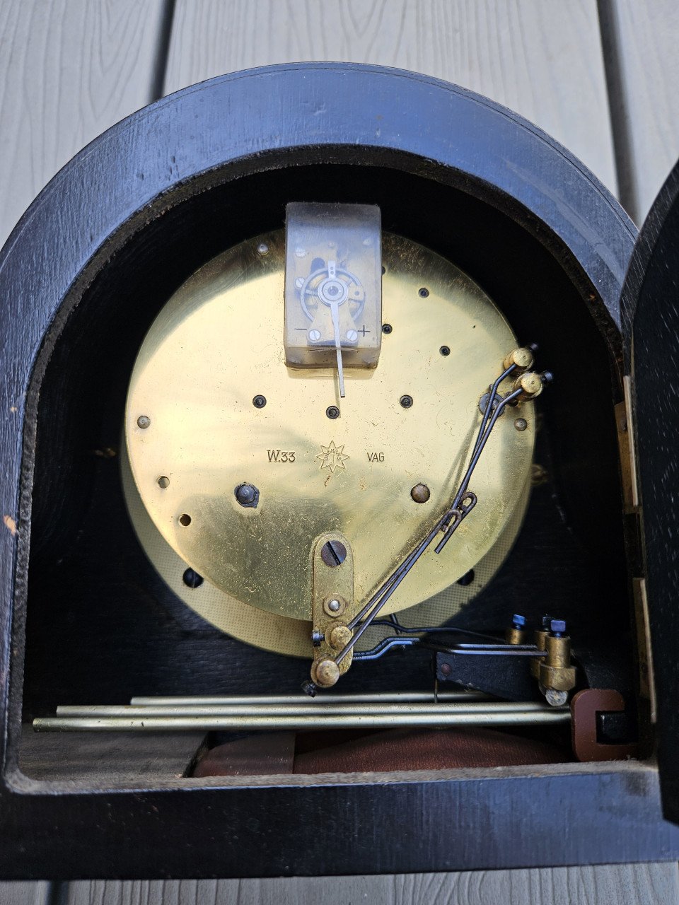Antieke kleine Junghans pendule, het is een klein model...