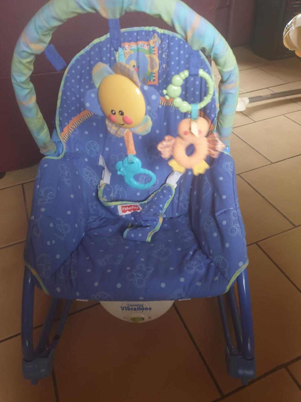 Baby spullen ,muziekstandaard met wipertje