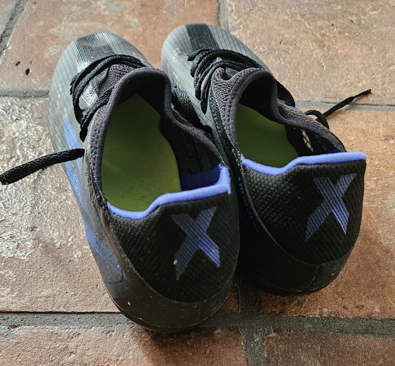 Voetbalschoenen maat 46