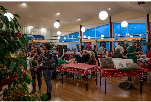 Kerstbraderie zaterdag 13 december Dorpshuis De Zandput Serooskerke