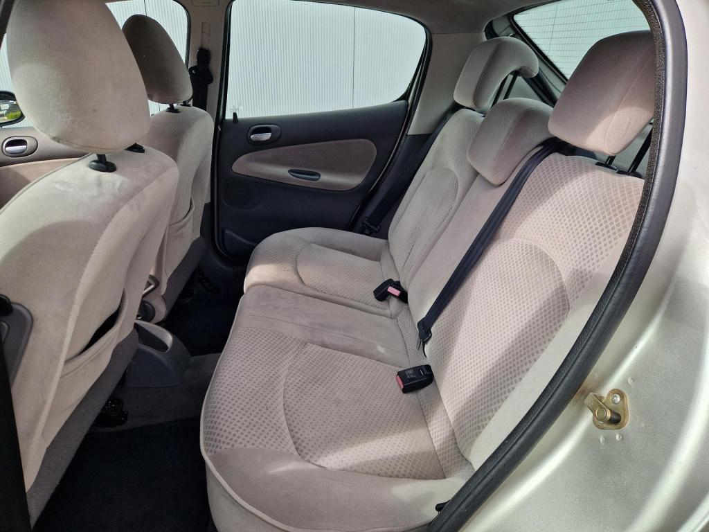 Peugeot 206 1.6-16v gentry