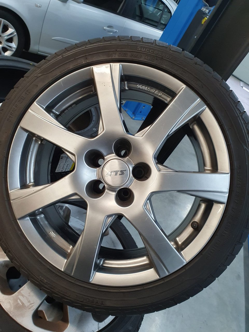 Sportvelgen 17 inch met goed banden