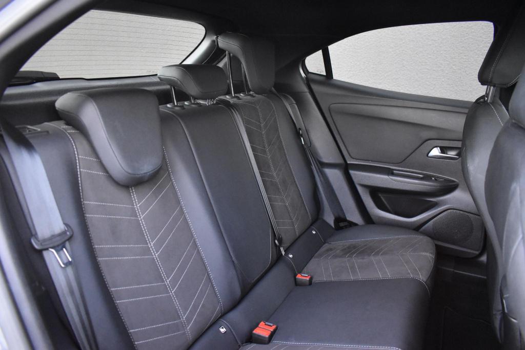 Opel Mokka 1.2 turbo ultimate | automaat | camera | navigatie | massagestoe