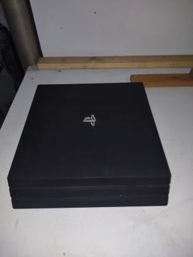 Playstation 4 pro, race stuur, pedalen, VR bril