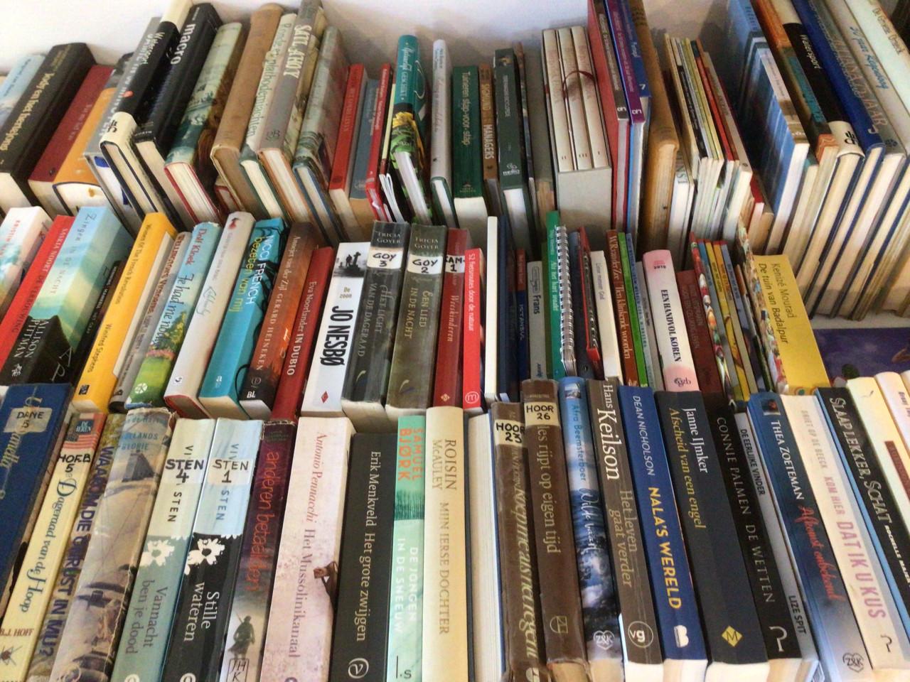 Boeken , spelletjes en puzzels