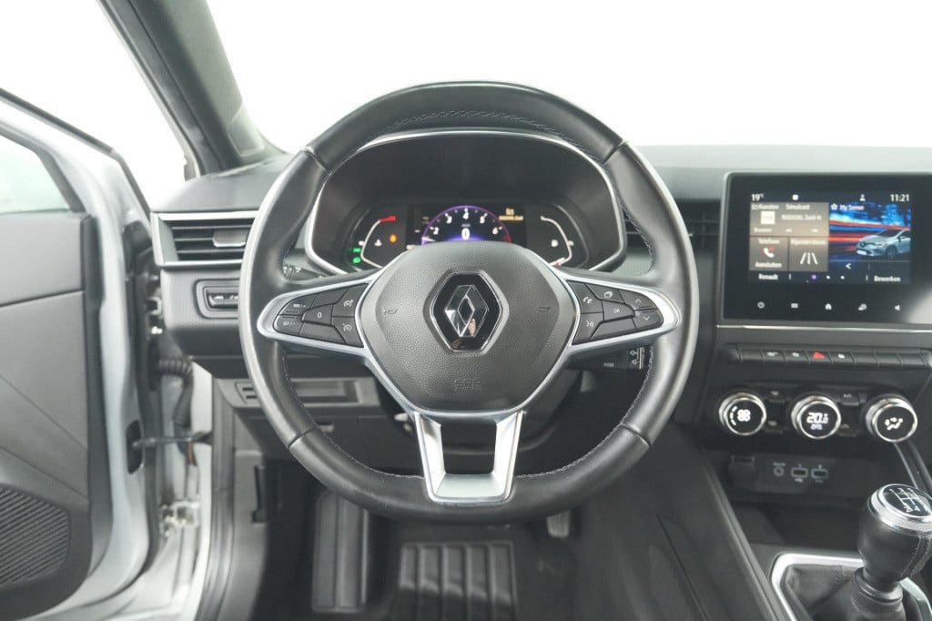 Renault Clio tce 100 intens | parkeersensoren | apple carplay | climate con