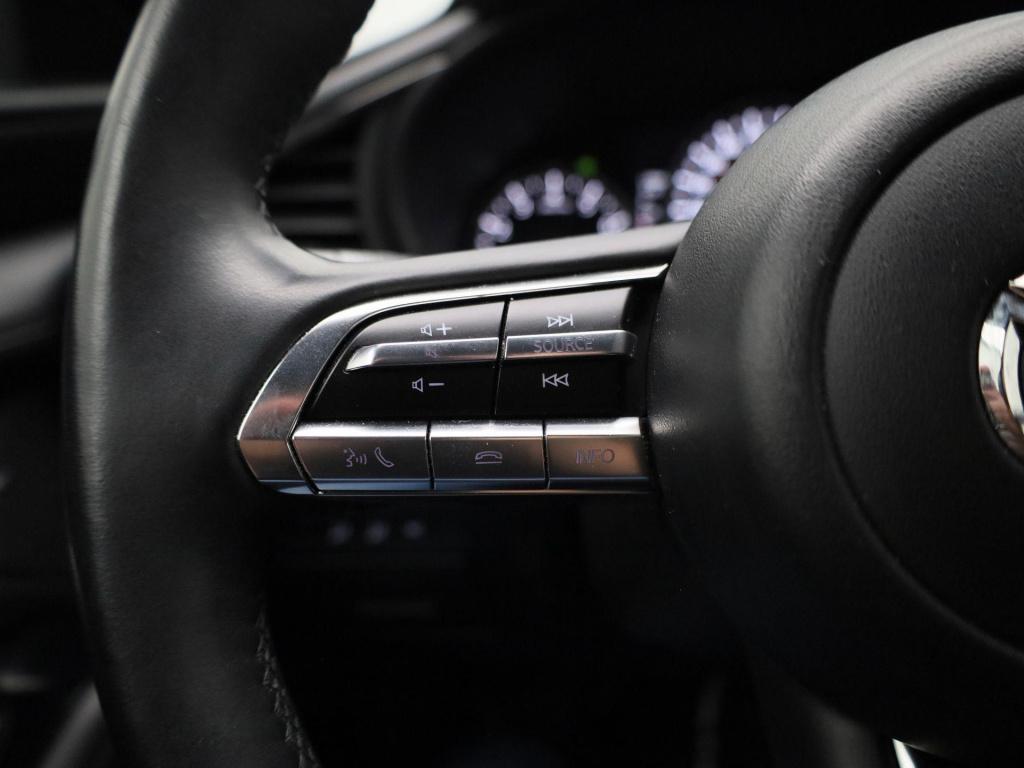 Mazda 3 2.0 e-skyactiv-g m hybrid 122 luxury | automaat | bose | apple carp