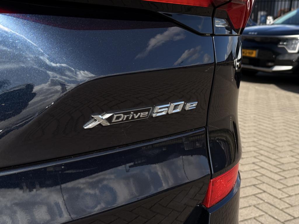 BMW X5 xdrive50e m-sport | carbon | pano | memory | stoelverwarming / verko