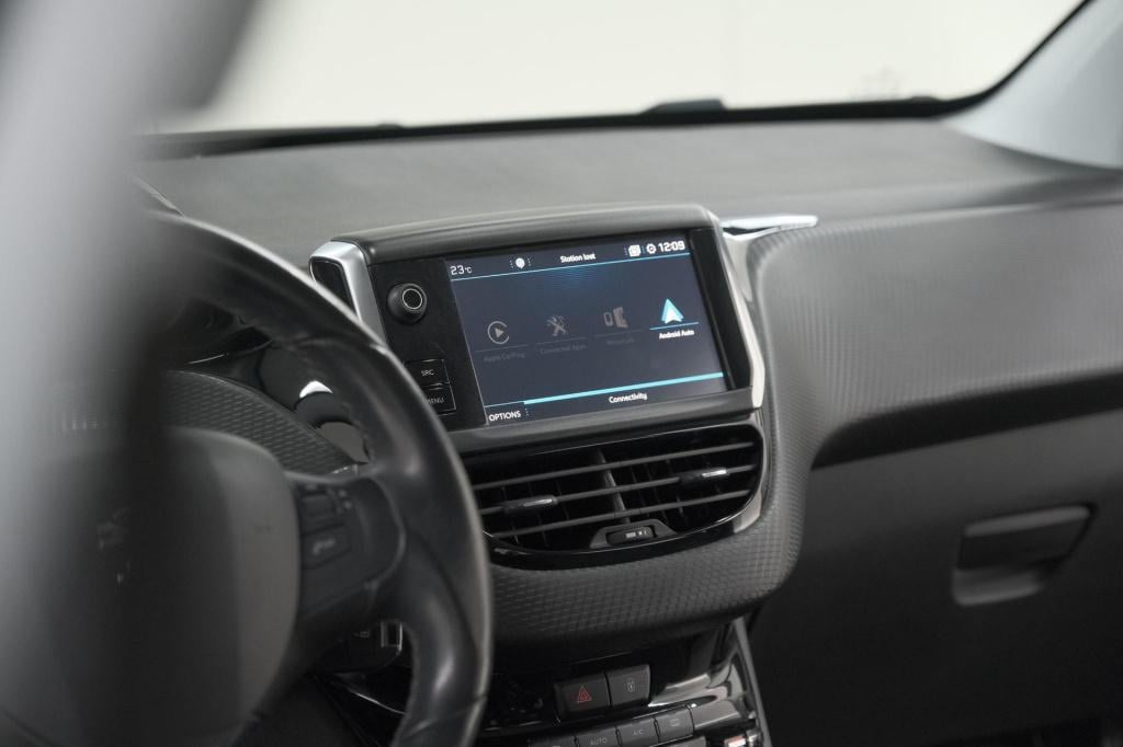 Peugeot 208 puretech 82 blue lease allure | parkeersensoren | climate contr