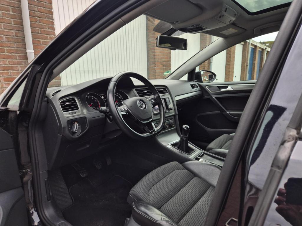 Volkswagen Golf 1.2 tsi comfortline / keyless / massagestoel / schuifdak / 