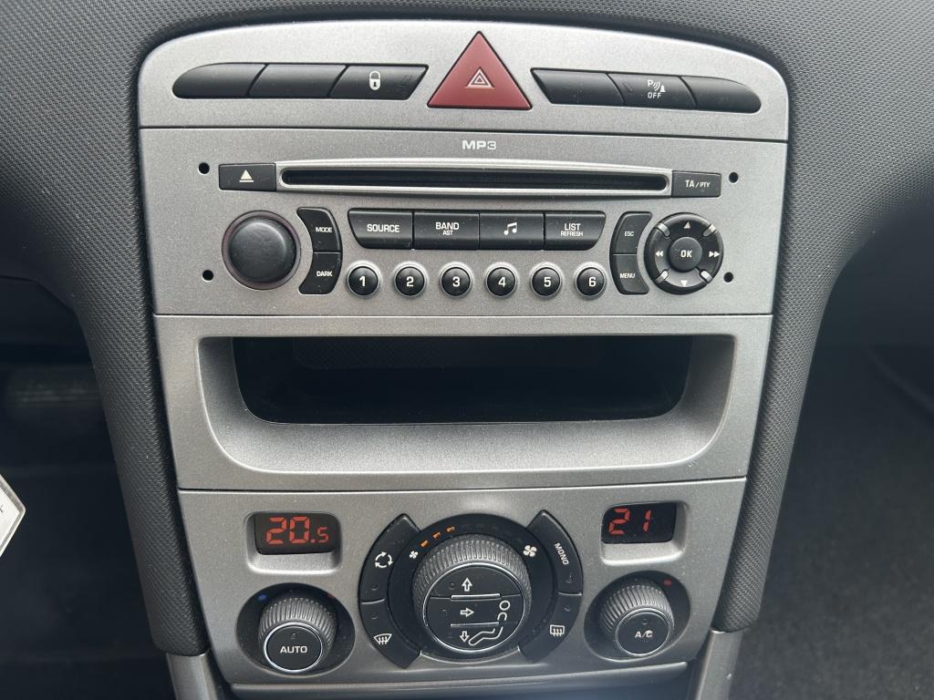Peugeot 308 style 1.6 vti 16v 5-drs automaat trekhaak | cruise control | lm