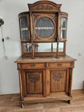 Antieke buffet kast